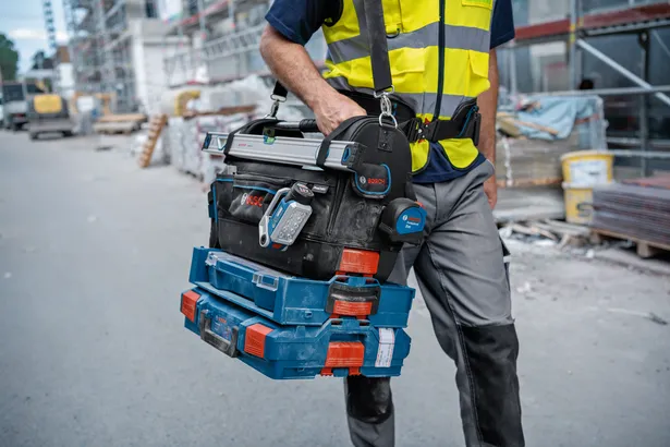Object #200586176: 7825664_app_web_01