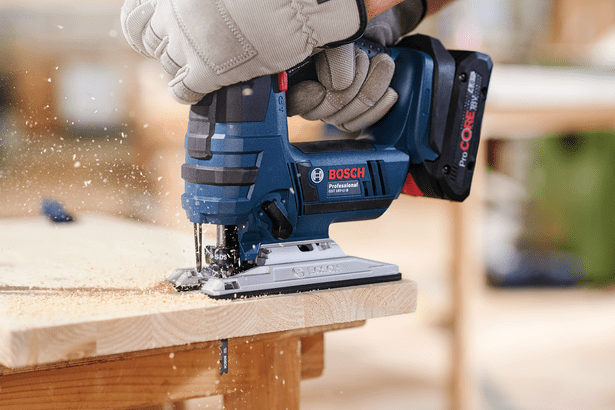 https://www.bosch-professional.com/be/fr/ocsmedia/318082-82/application-image/720x410/lame-de-scie-sauteuse-t-144-d-speed-for-wood-2867297.png
