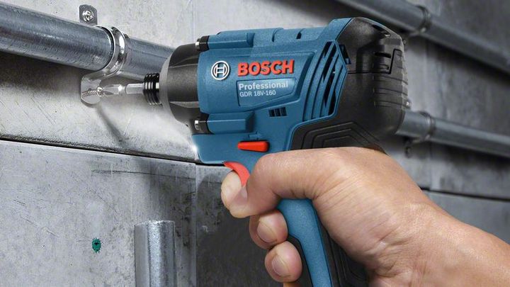 bosch gal 18v 160