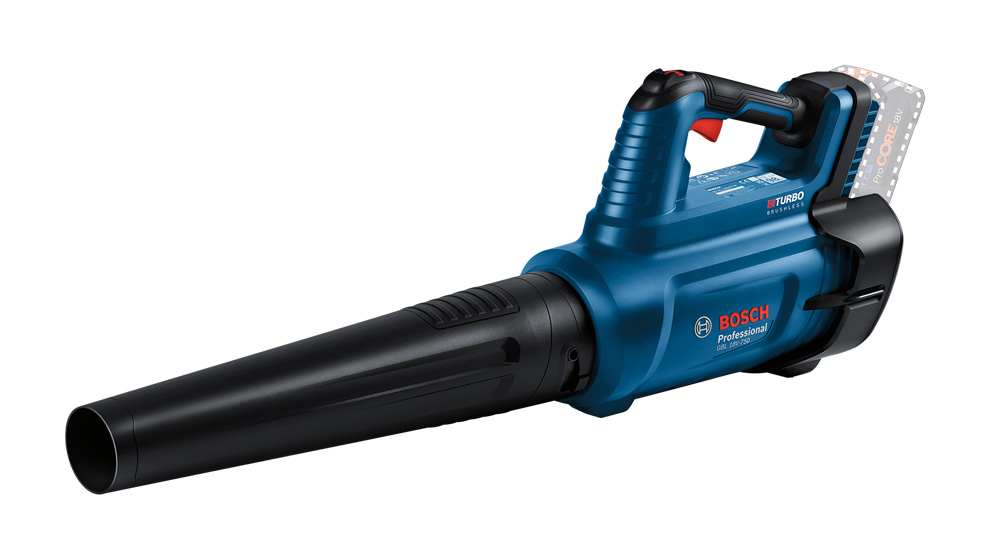 Um soprador de folhas Bosch Professional azul sobre um fundo branco.