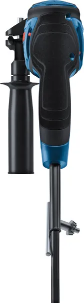 Furadeira de impacto Bosch GSB 16RE com empunhadura lateral.