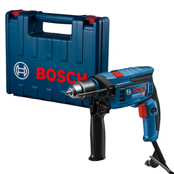 Kit de furadeira Bosch GSB 13 RE com estojo de transporte.