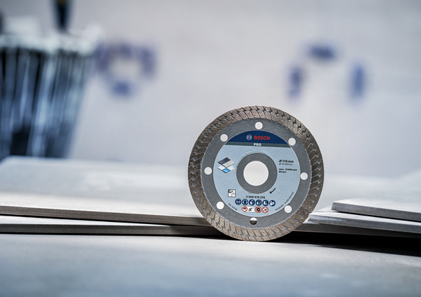 Disco de corte diamantado cerâmico duro Bosch PRO, 110 mm.