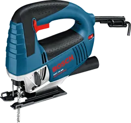 Sierra de calar Bosch GST 75 BE para cortes precisos de madera.