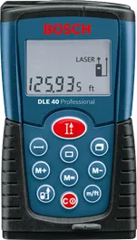 Medidor láser Bosch DLE 40 con pantalla digital.
