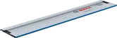 Rail de guidage Bosch FSN 800 pour des coupes droites précises.