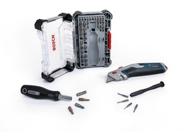 Ensemble d'embouts de précision Bosch et kit de couteaux utilitaires pour des tâches polyvalentes.