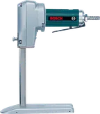 Taglierina pneumatica per gommapiuma Bosch per tagli profondi e precisi.