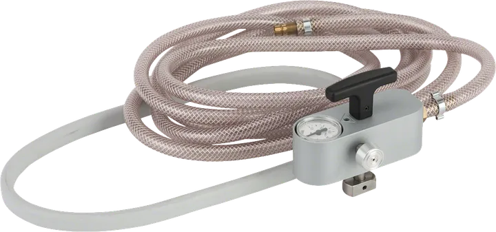 Set aspirapolvere Bosch monoblocco con manometro e tubo flessibile.