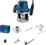 Ponorná frézka Bosch GOF 130 s příslušenstvím.