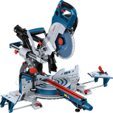 Bosch GCM 18V-216 DC batteridrevet kap-/geringssav med 216 mm klinge.