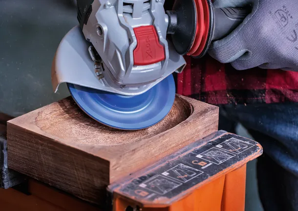 Bosch X-LOCK hårdmetalskiveformning af træ.