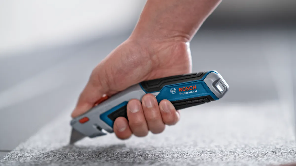 Object #200586144: 7822642_app_web_04