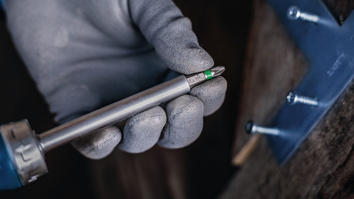 Object #200667608: 8140214_app_web_06