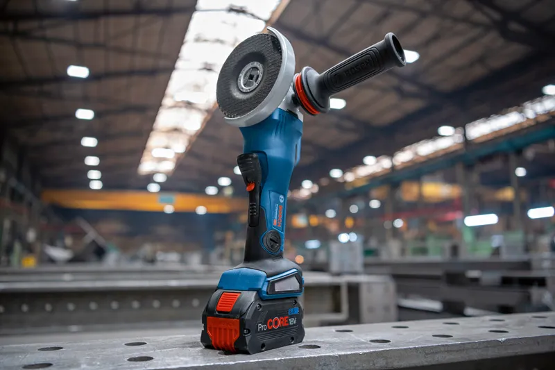 Bosch GWX 18V-15 PSC akkukulmahiomakone X-LOCKilla.
