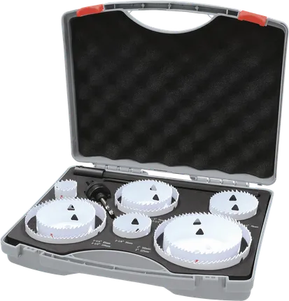 Bosch monitoimikierrereikäsahasarja kotelossa.