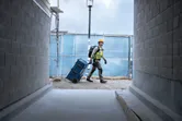 Bosch L-BOXX Contractor Set 3 -kantolaukkujärjestelmä työmaalla.