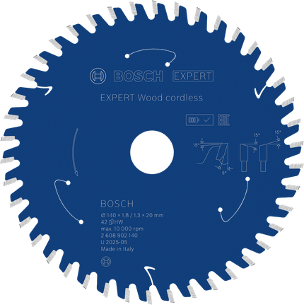 Lame de scie circulaire sans fil Bosch EXPERT Wood pour des coupes de bois nettes.