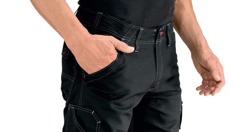 Bosch WKT 09 black work trousers with knee pockets.
