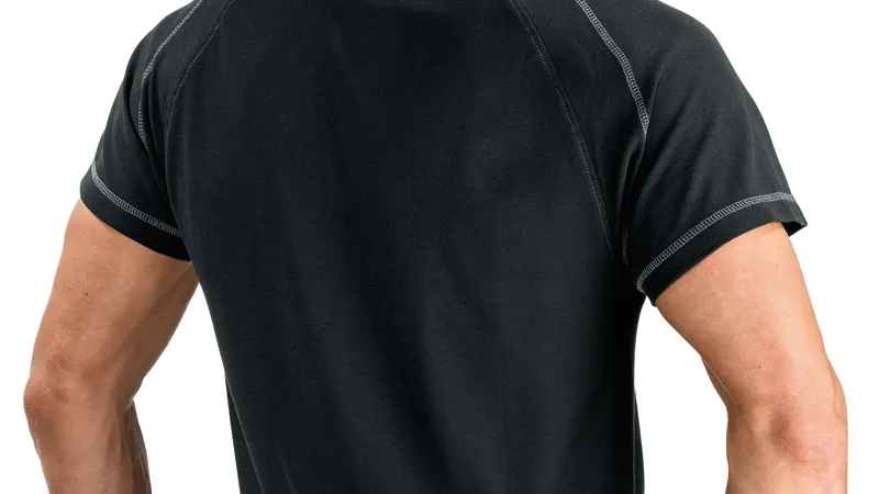 Bosch WPSI 09 black polo shirt with piqué fabric.