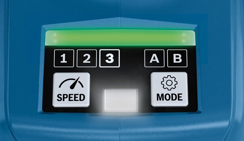 Bosch GDX 18V-210 C upravljačka ploča s tipkama za brzinu i način rada.