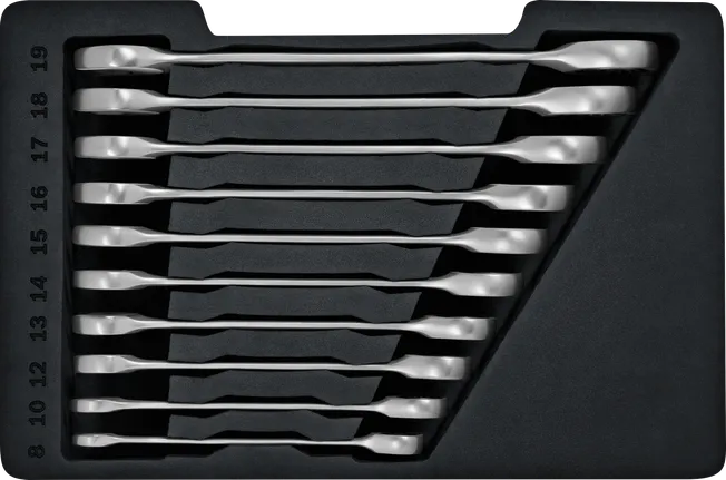 Set di chiavi a cricchetto Bosch da 10 pezzi in vassoio.