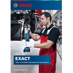 Un uomo in tuta rossa usa un trapano Bosch Professional in un'officina.