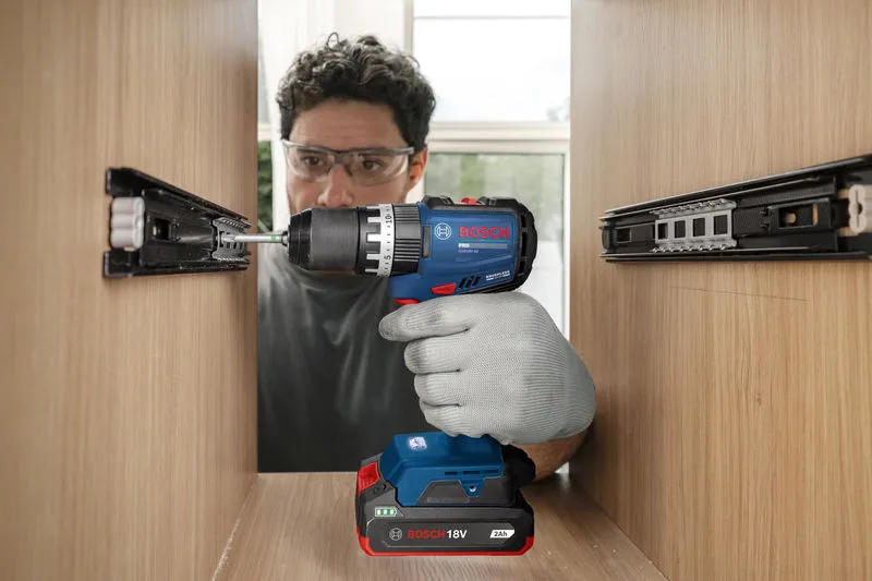 „Bosch“ 18 V 2 Ah akumuliatorinių įrankių akumuliatorių blokas.