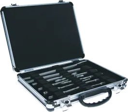 Bosch 11 daļu āmura urbja un kalta komplekts koferī.