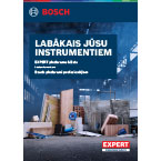 Bosch Professional rīki uz koka un metāla fona, darba vide, instrumenti izkārtoti.