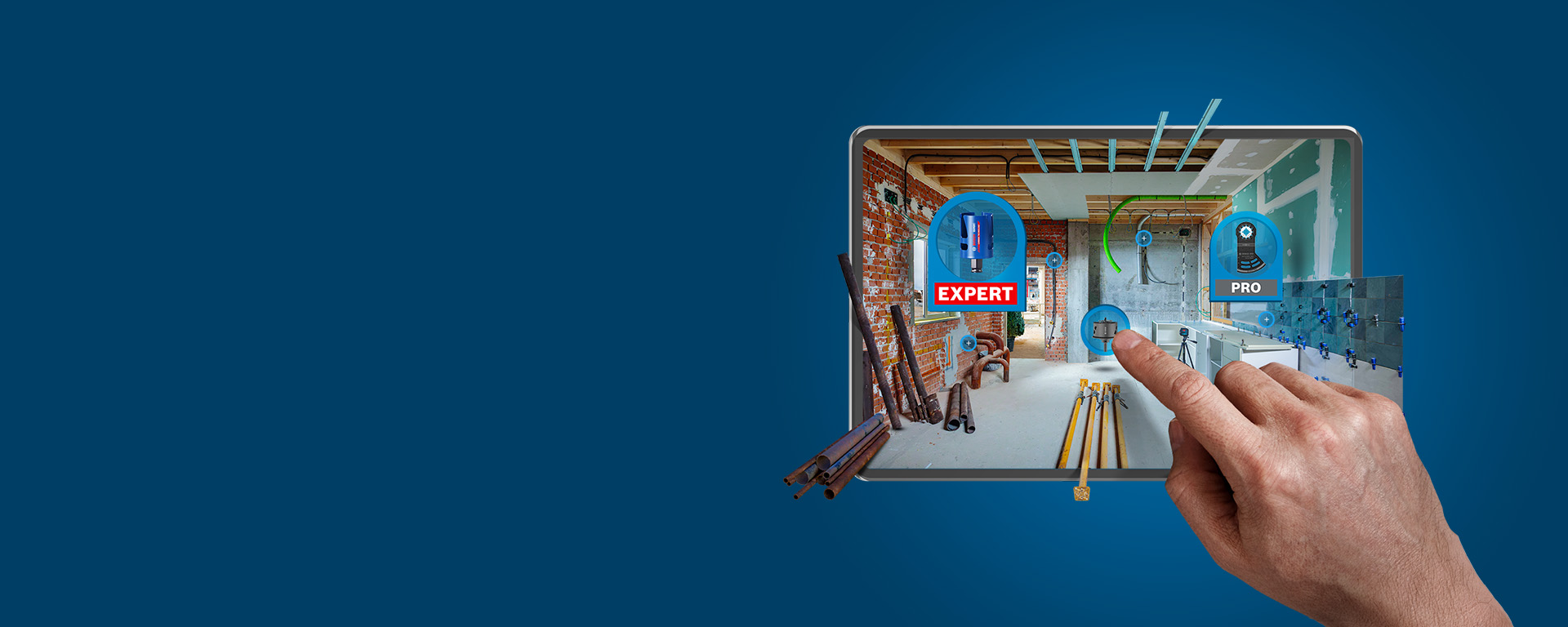 Een ruimte met metselwerk, leidingen, gereedschap en digitale displays voor experts en professionals.