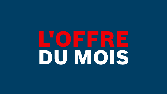 Texte sur fond bleu : "L'offre du mois" en rouge et blanc.