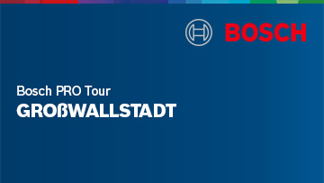 Logo der Bosch PRO Tour in Großwallstadt auf blauem Hintergrund.