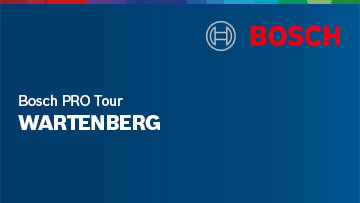 Logo von Bosch in Rot und Blau, darunter der Schriftzug "Bosch PRO Tour Wartenberg" in Weiß auf blauer Fläche.