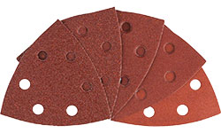 Cinque fogli abrasivi Bosch Professional di colore rosso-bruno sono disposti uno accanto all'altro.