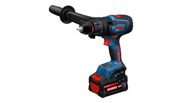 Akumulátorová vrtačka v modré a černé barvě s červenou rukojetí a silným akumulátorem.