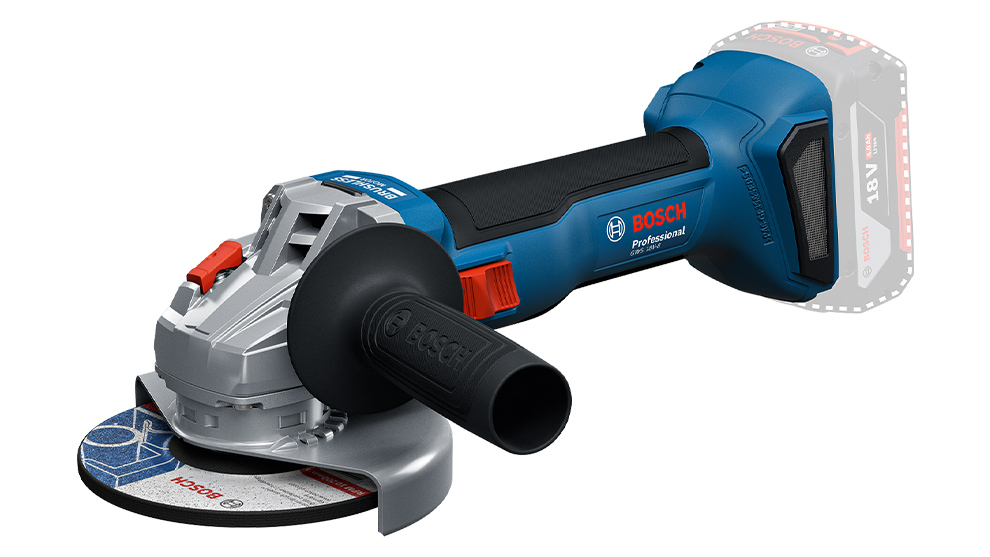 Ein blauer Bosch Professional Winkelschleifer mit einem runden Schleifaufsatz.