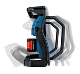 مصباح عمل لاسلكي Bosch GLI 18V-10000 C مع حامل قابل للتعديل.