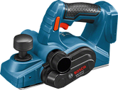 Cepilladora inalámbrica Bosch GHO 18V-LI para trabajar la madera.