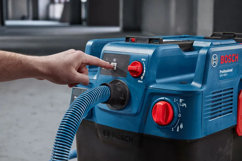 Bosch GAS 400 Een alleszuiger met regelbare zuigkracht.