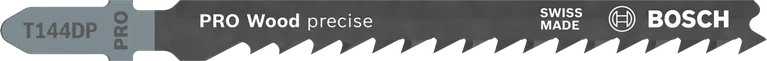 Lâmina de serra tico-tico Bosch PRO Wood precisa T144DP para cortes limpos em madeira.