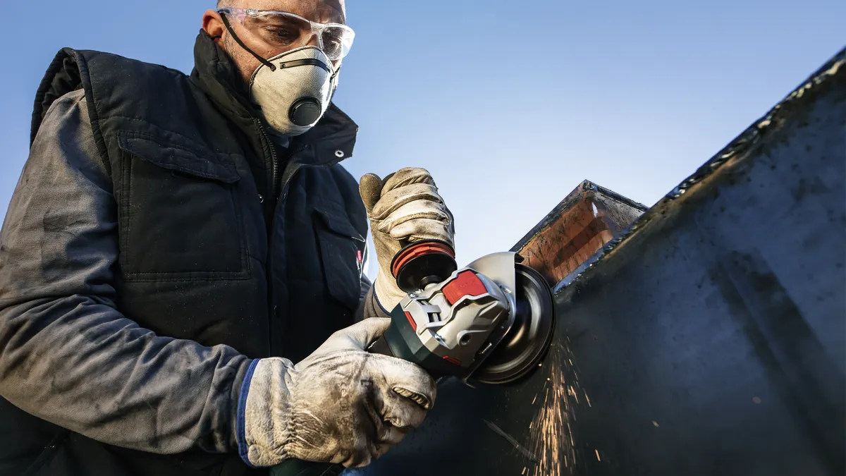 Object #200456551: 3064609_app_web_04
