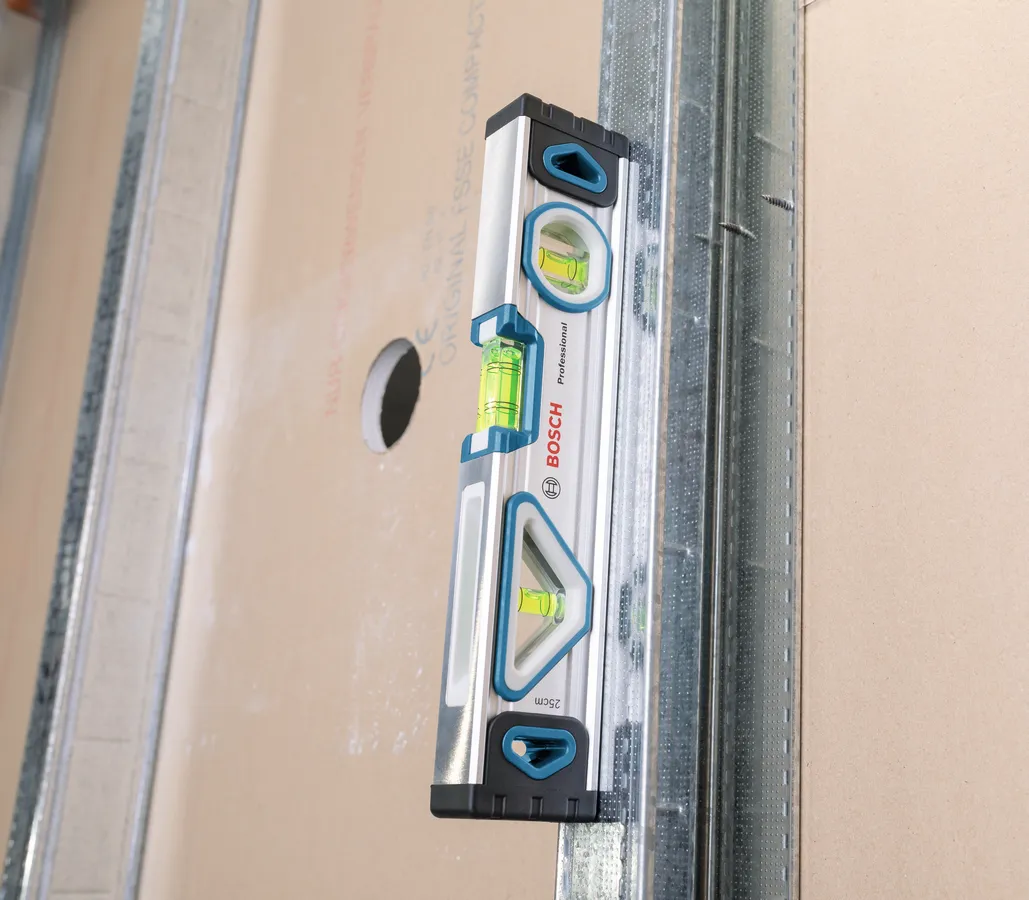 Object #200586168: 7825544_app_web_06