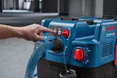 Používaný univerzálny vysávač Bosch GAS 12-40 MA.